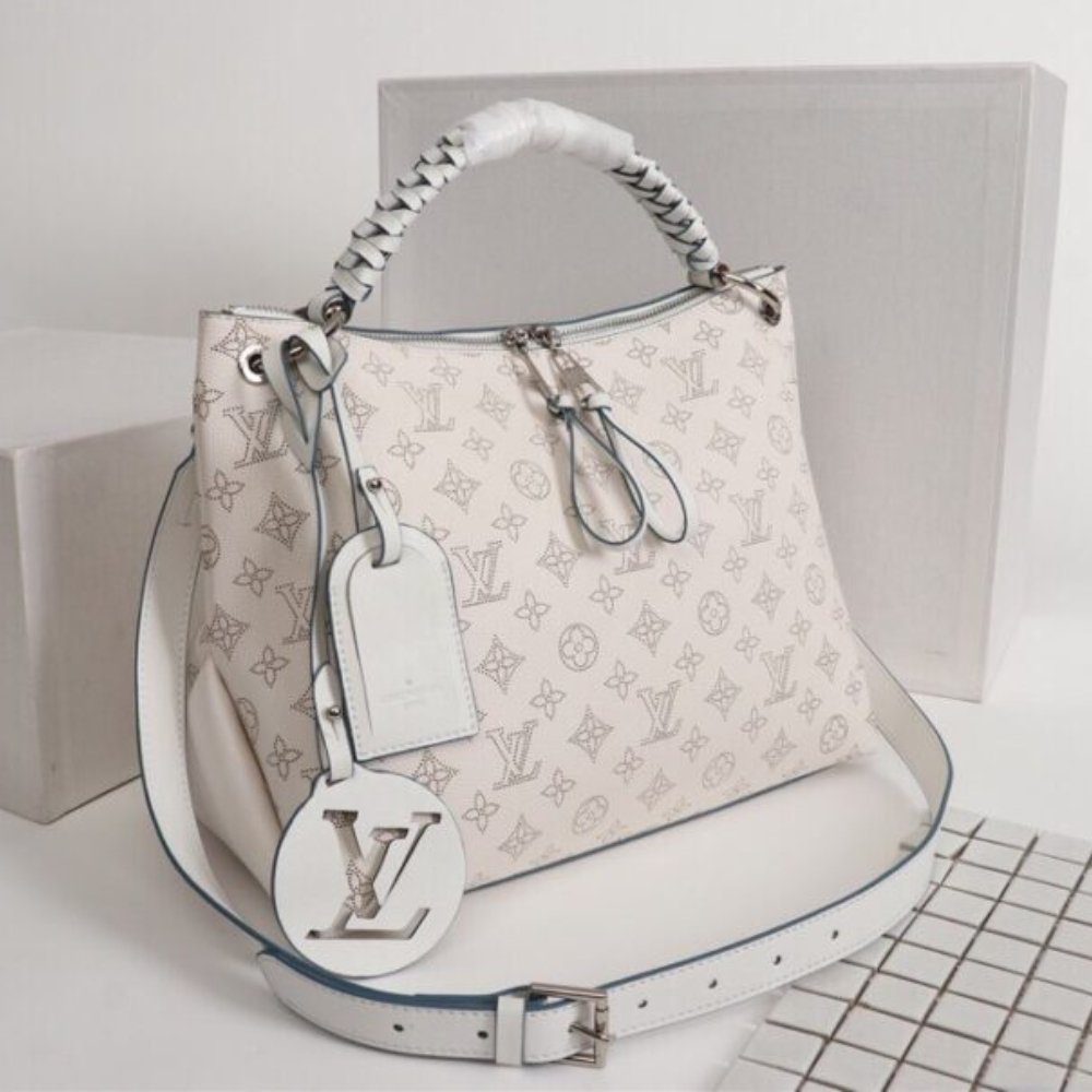 Louis Vuitton Beaubourg Hobo MM White 32Cm M56201