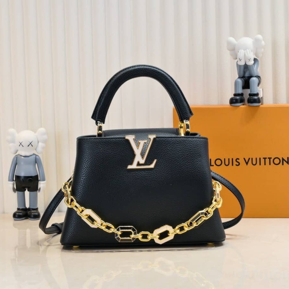 Louis Vuitton Capucines BB Black 27Cm
