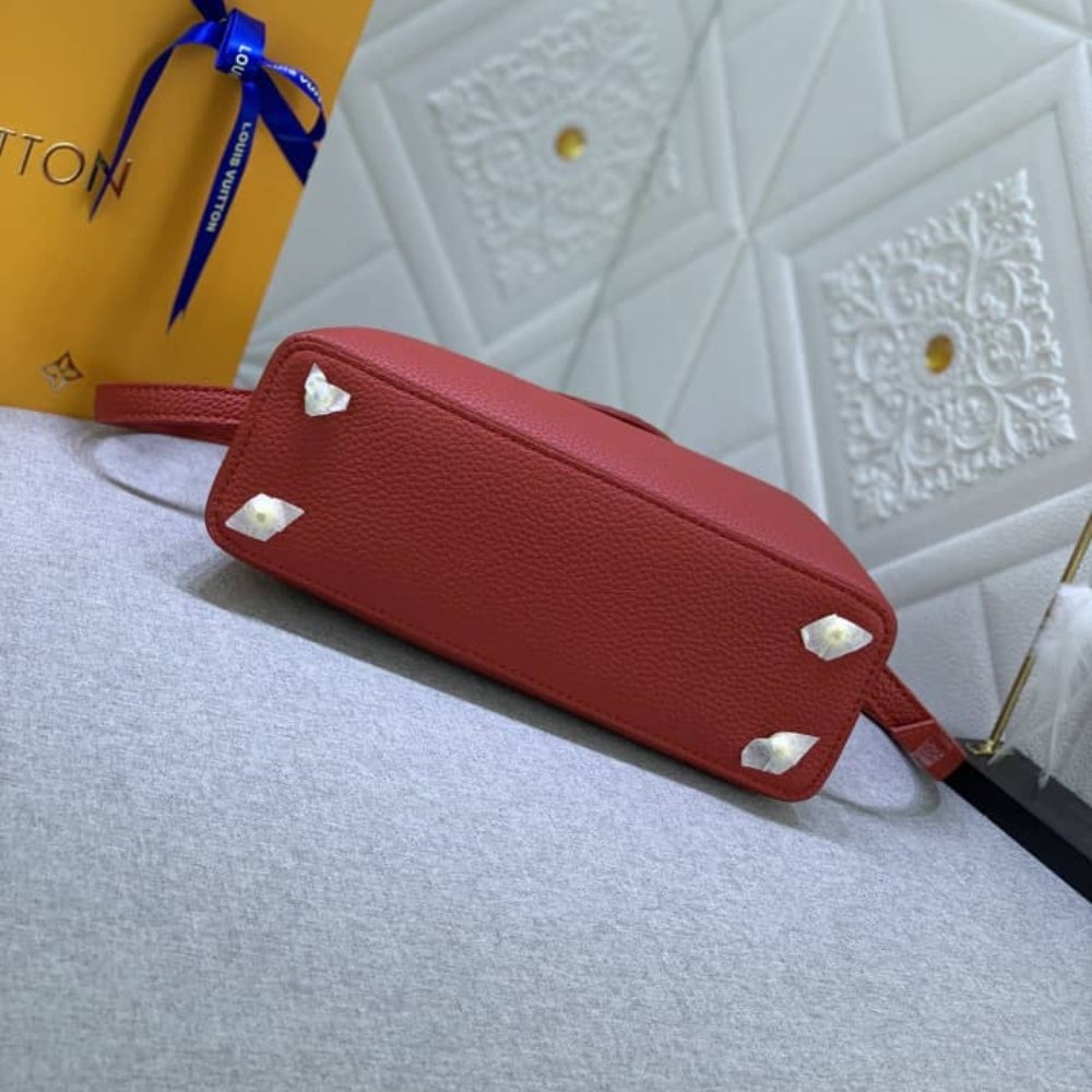 Louis Vuitton Capucines BB Scarlet Red 27Cm M52689