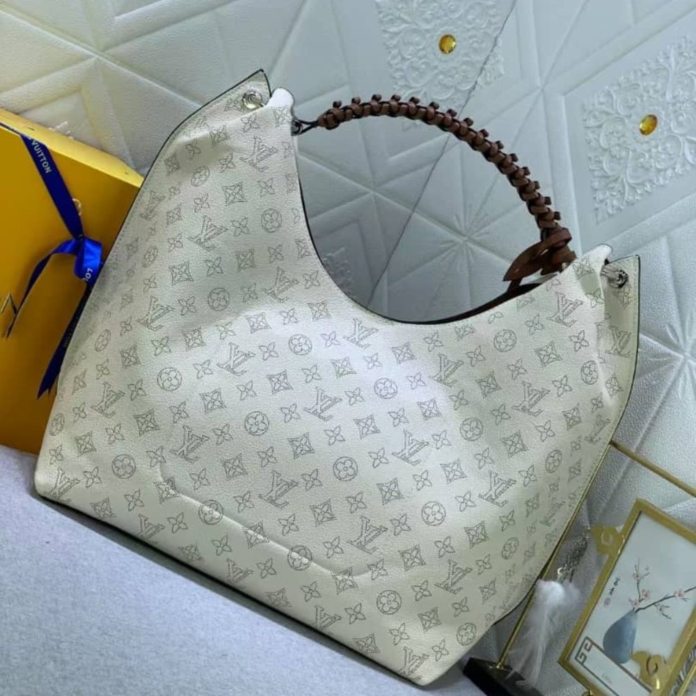 Louis Vuitton Carmel Mahina White Brown 40Cm