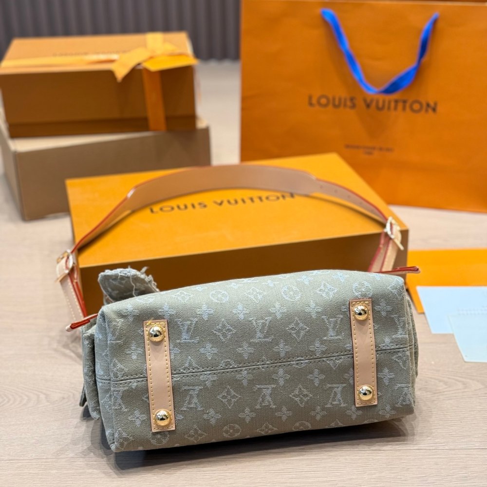 Louis Vuitton Carryall Cargo PM Bag Khaki Denim 30Cm M27623