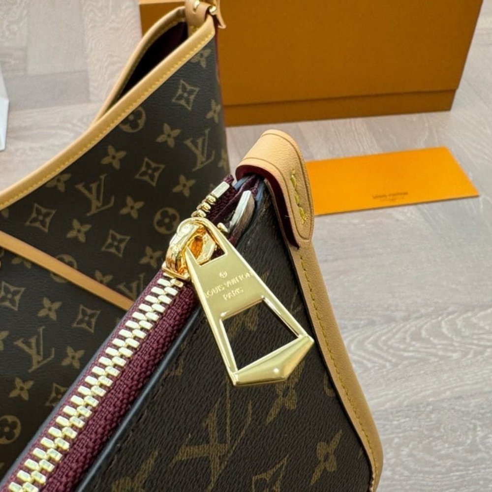Louis Vuitton CarryAll MM Monogram Brown 39Cm M46197