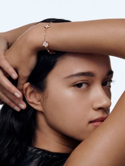 Louis Vuitton Color Blossom BB Bracelet Gold Tone With White Q95596