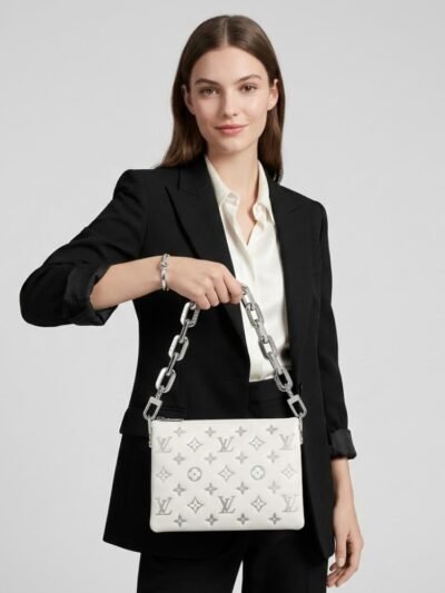 Louis Vuitton Coussin BB White 21Cm M11957