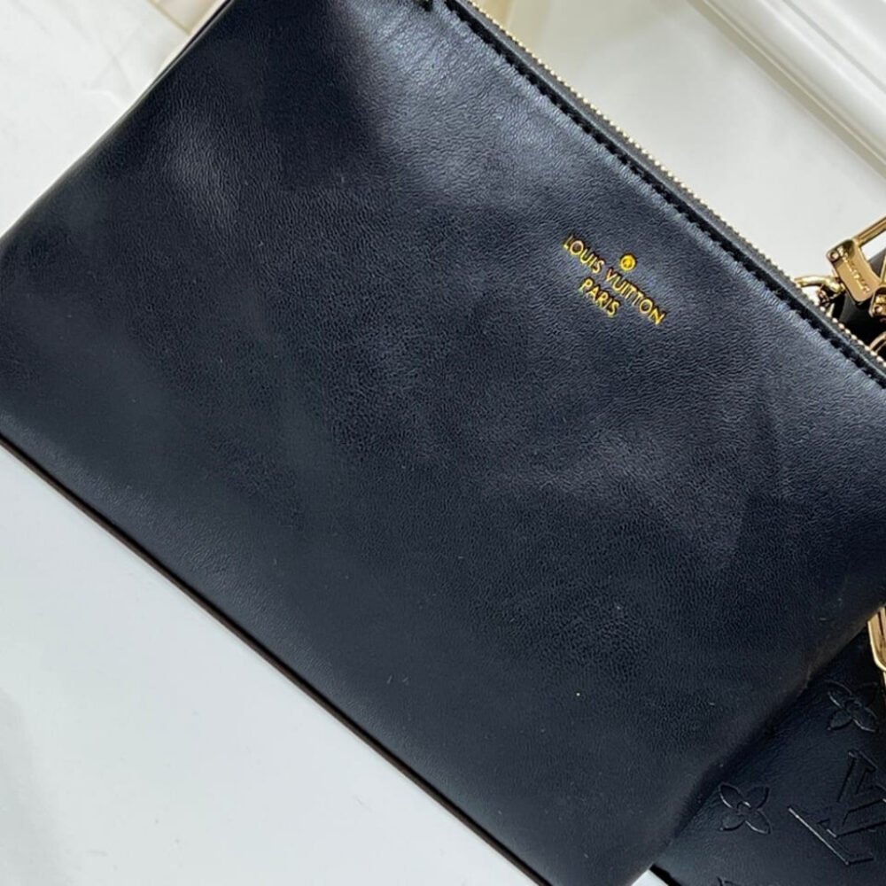 Louis Vuitton Coussin Hobo MM Black 38cm M12068