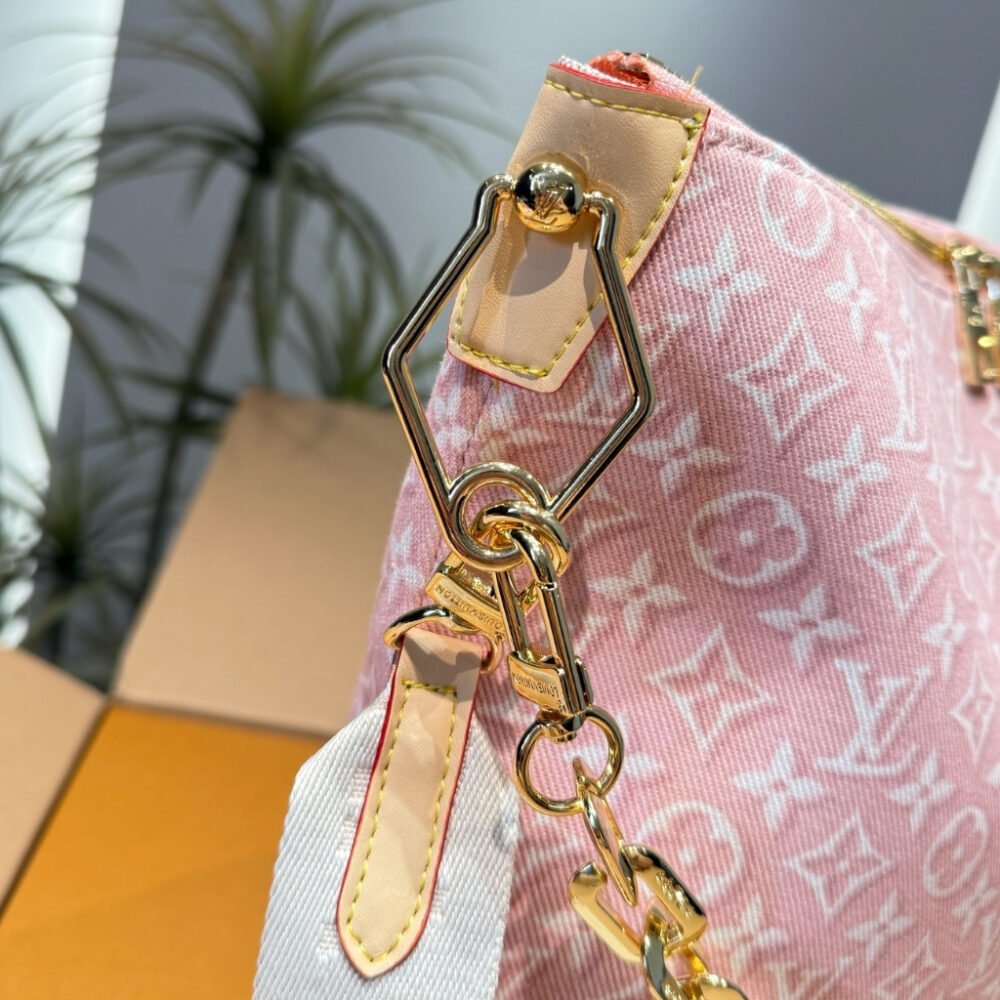 Louis Vuitton Coussin MM Monogram Emblème Pink 30cm