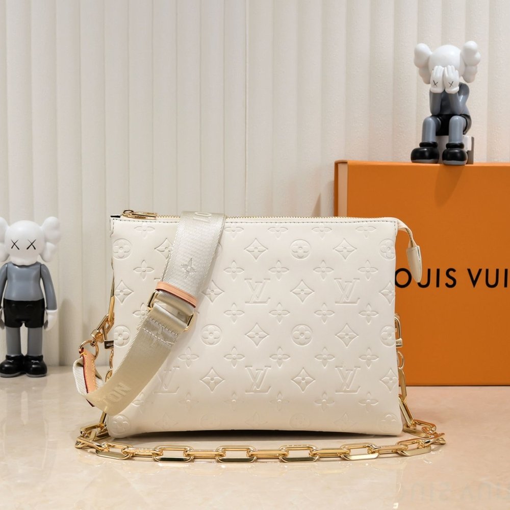 Louis Vuitton Coussin PM Cream 26Cm M57793
