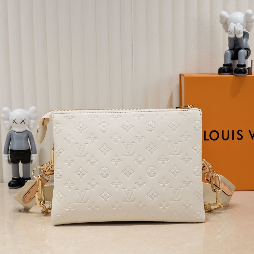 Louis Vuitton Coussin PM Cream 26Cm M57793