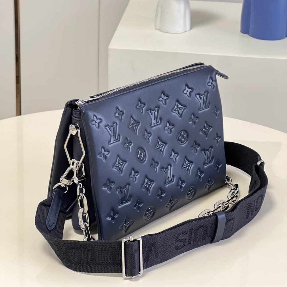 Louis Vuitton Coussin PM Marine Blue 26Cm M20379