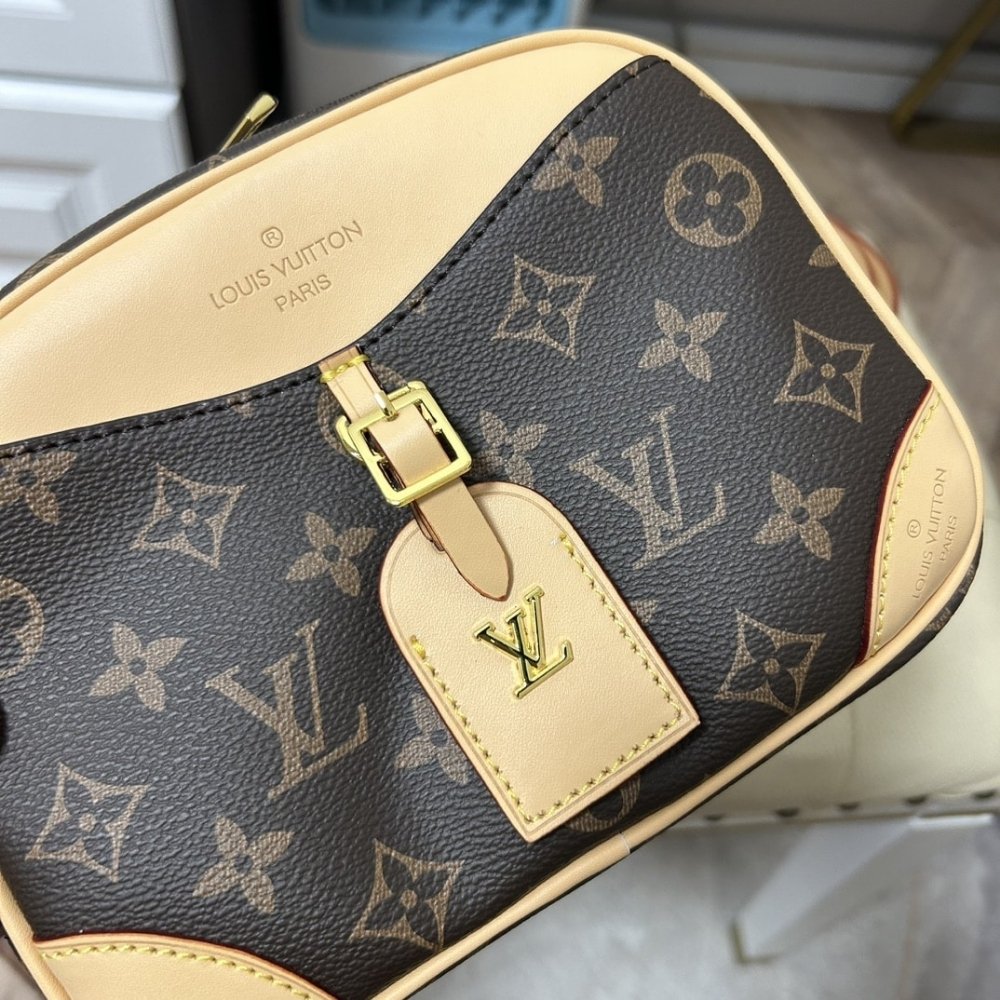 Louis Vuitton Deauville Monogram Bag Brown 19Cm M45528