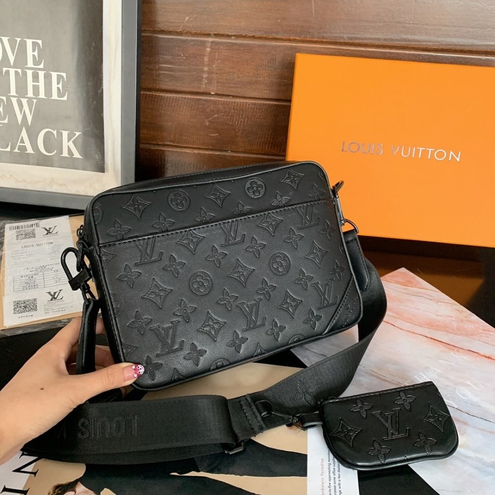 Louis Vuitton Duo Messenger Black 25cm M69827