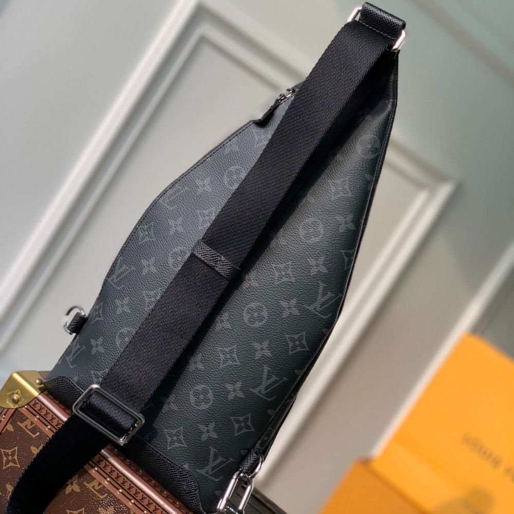 Louis Vuitton Duo Slingbag Monogram Black 42Cm M30936