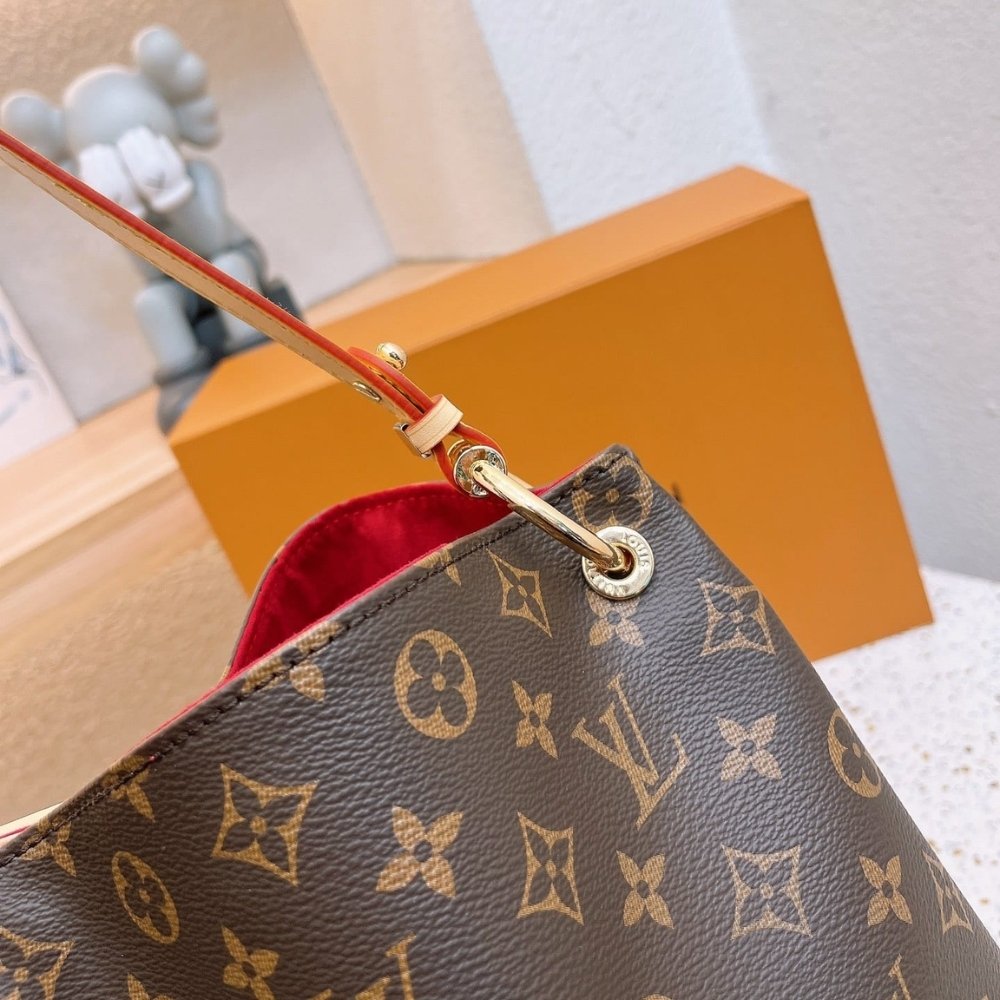 Louis Vuitton Graceful PM Monogram Canvas Red 35cm M43701