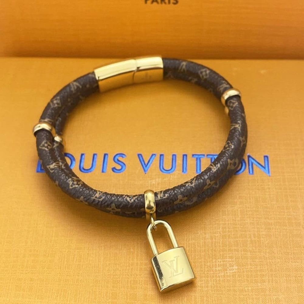 Louis Vuitton Keep It Twice Bracelet M8109E