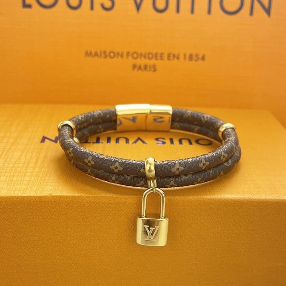 Louis Vuitton Keep It Twice Bracelet M8109E