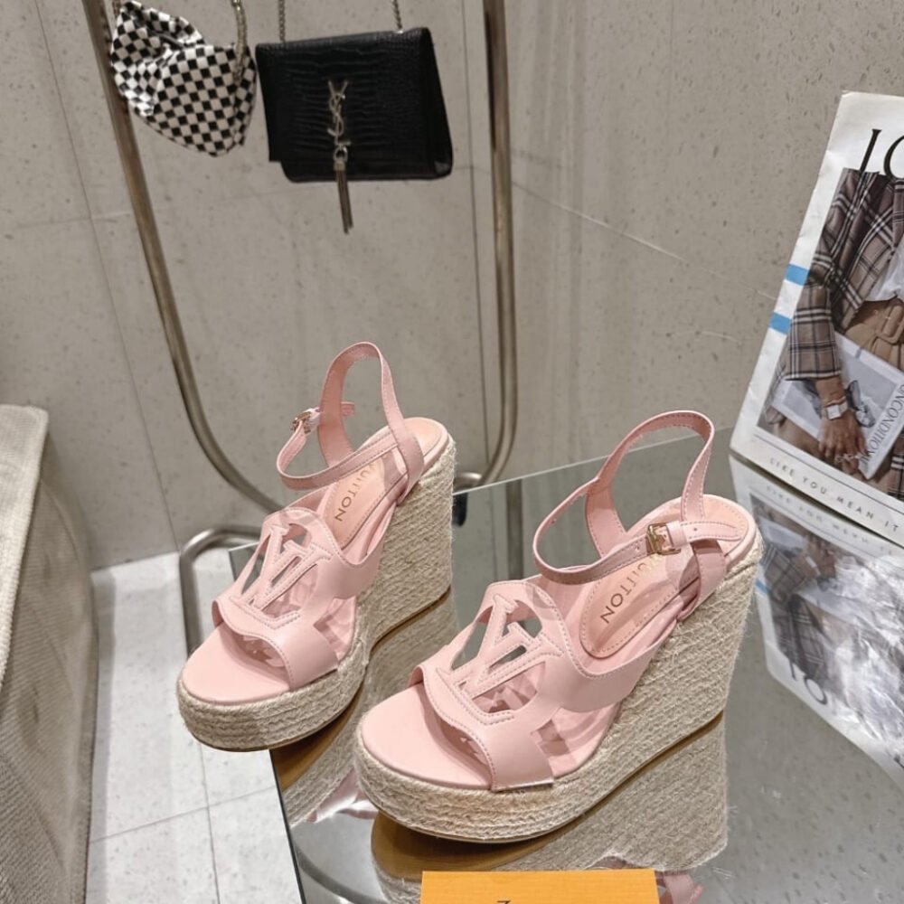 Louis Vuitton LV Isola Wedge Espadrille Rose 1AGYI1