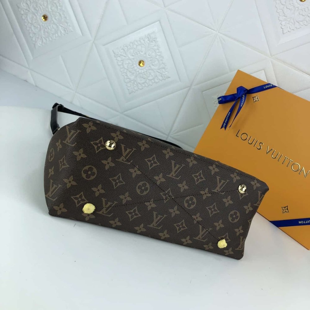 Louis Vuitton Maida Hobo Monogram Black 33Cm