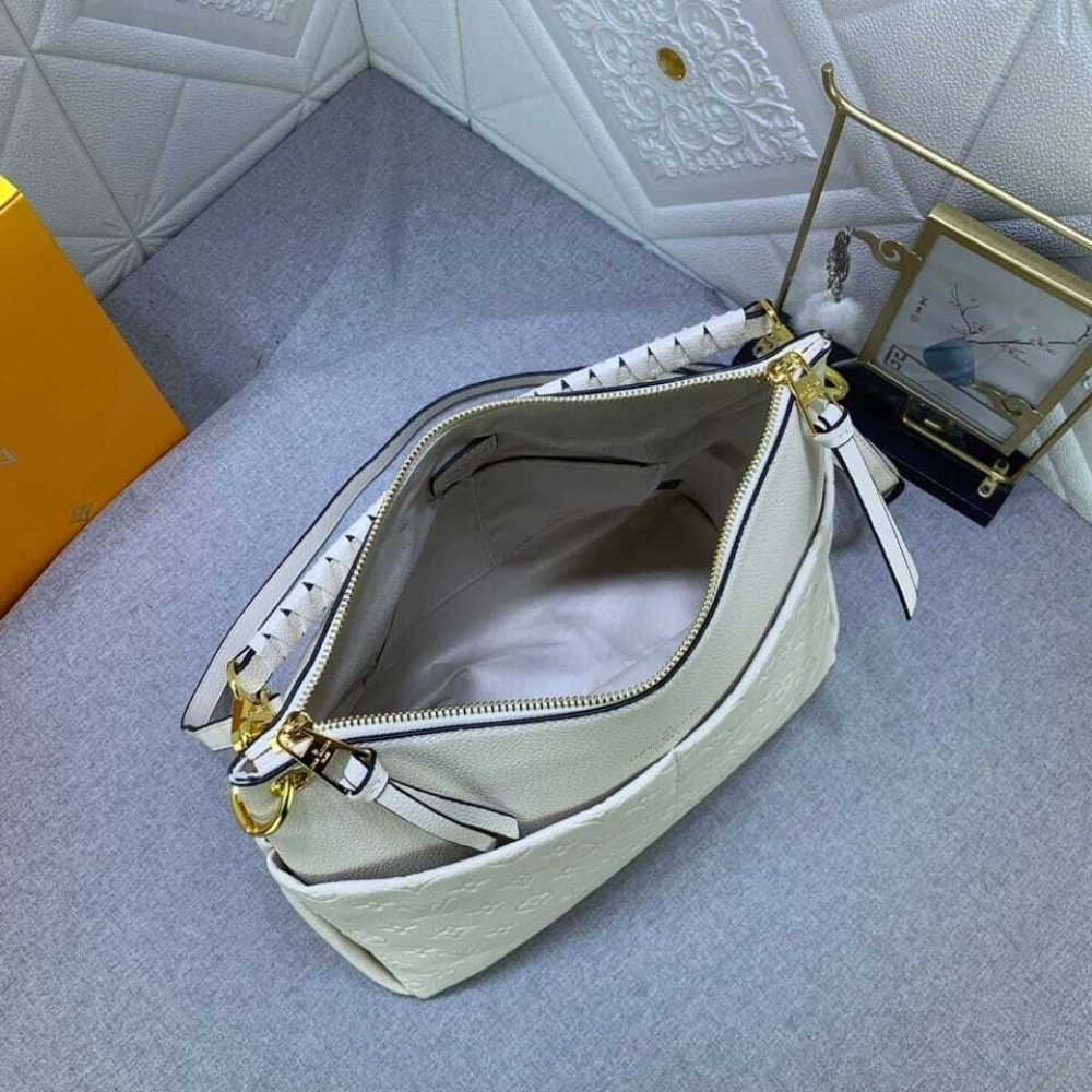Louis Vuitton Maida Hobo White 33Cm
