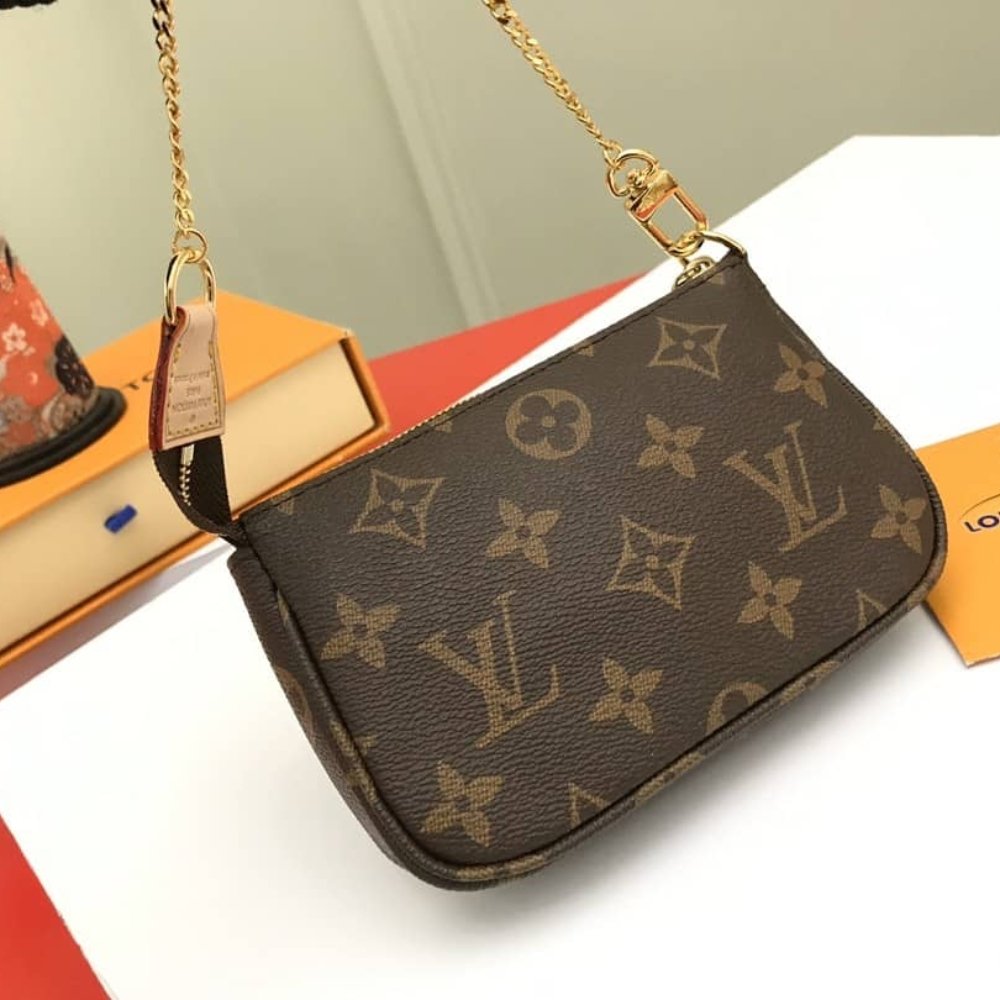 Louis Vuitton Mini Pochette Accessoires Monogram Brown 15cm M58009