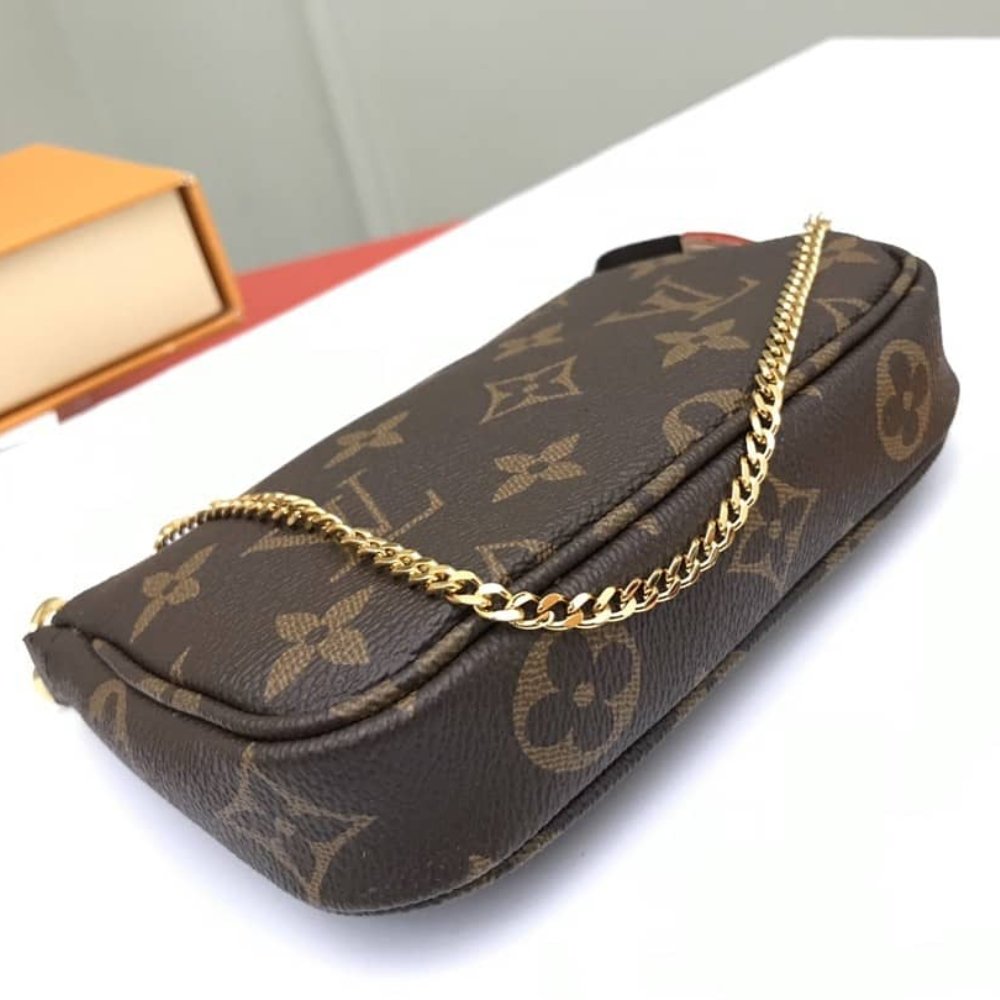 Louis Vuitton Mini Pochette Accessoires Monogram Brown 15cm M58009
