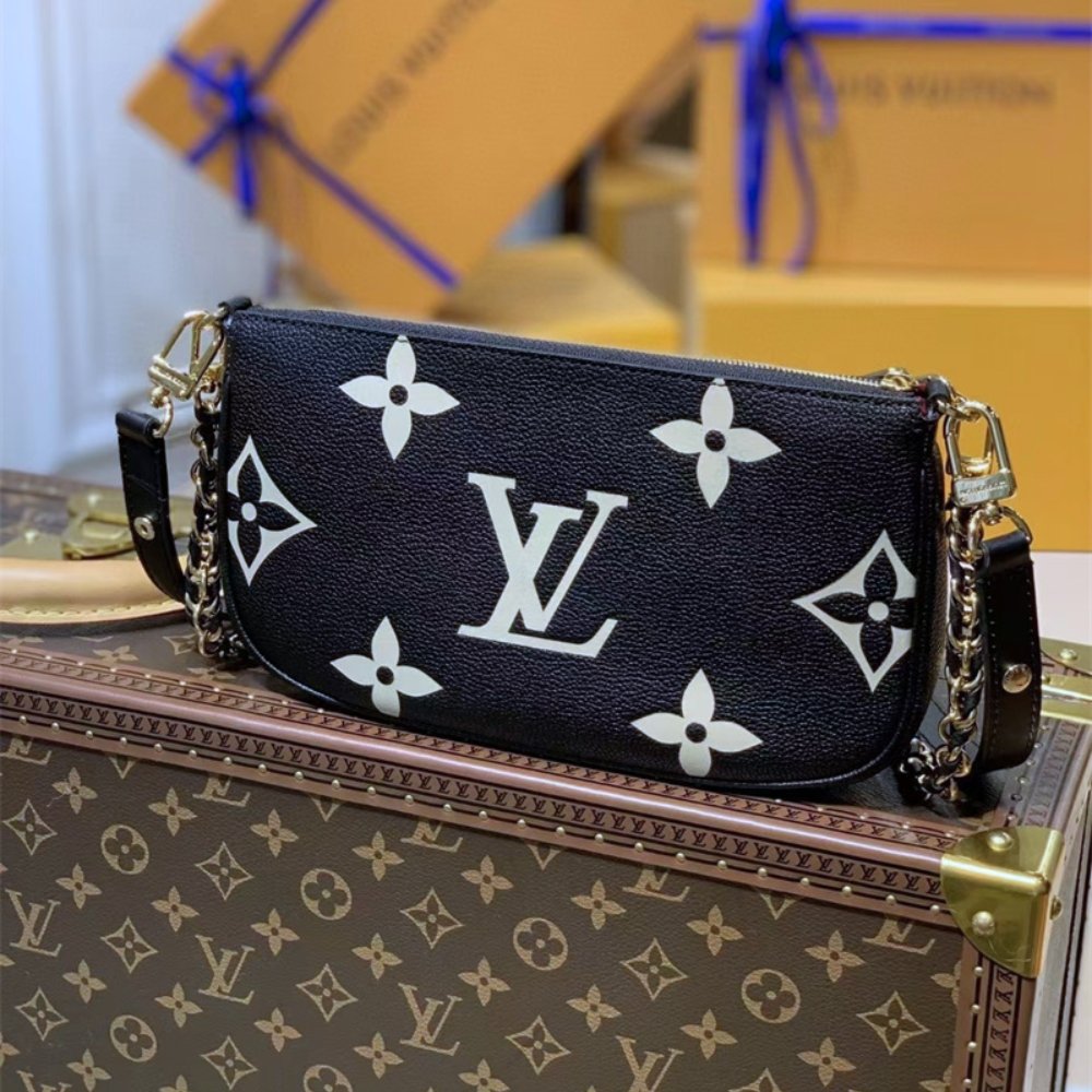 Louis Vuitton Multi Pochette Accessoires Da Bicolor Monogram Black 25cm M45777