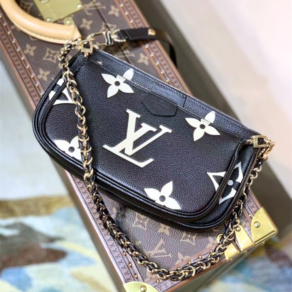 Louis Vuitton Multi Pochette Accessoires Da Bicolor Monogram Black 25cm M45777