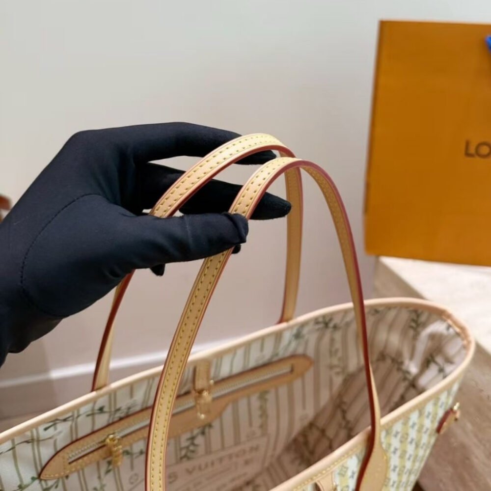 Louis Vuitton Neverfull MM LV Stamp Banana 32Cm M28457