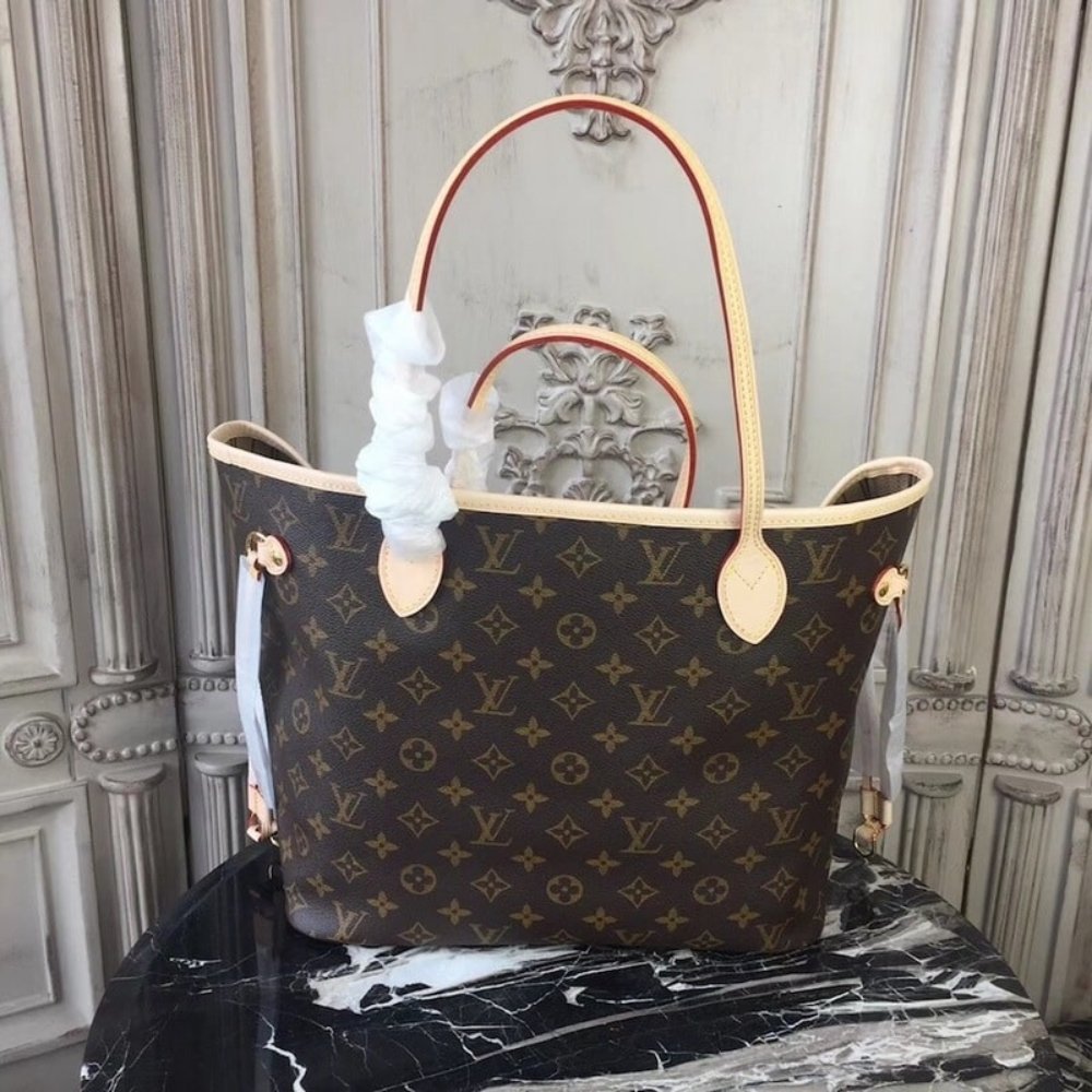 Louis Vuitton Neverfull MM Monogram Beige 31Cm M46975