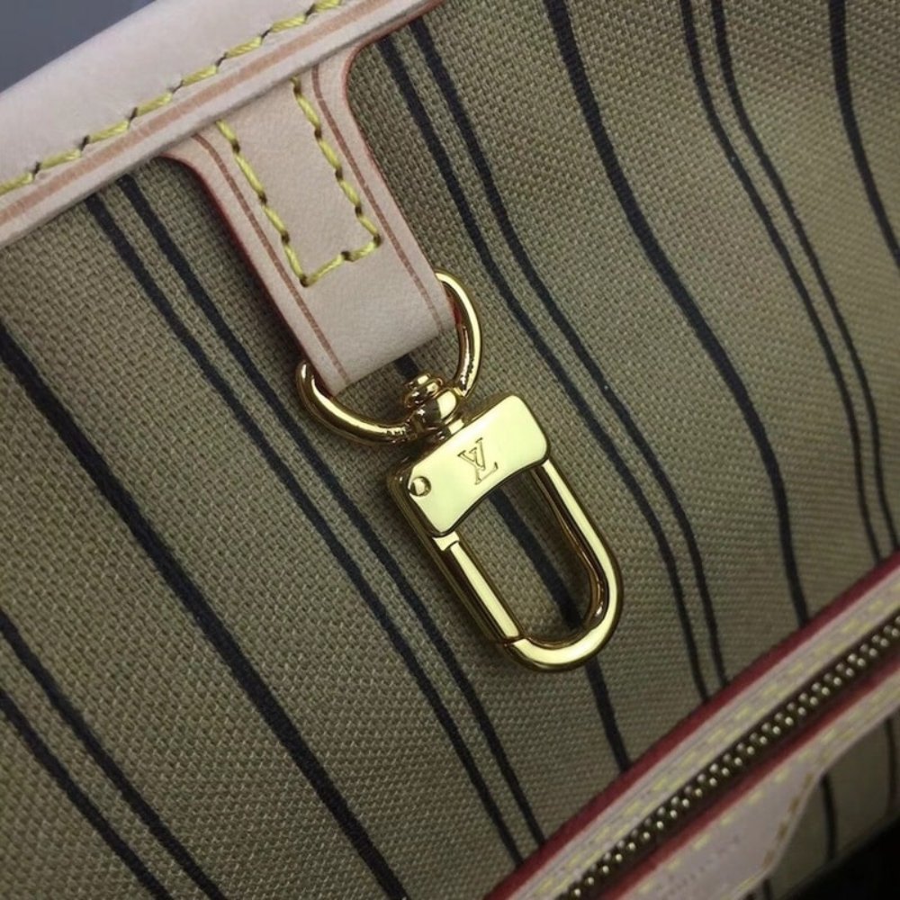 Louis Vuitton Neverfull MM Monogram Beige 31Cm M46975