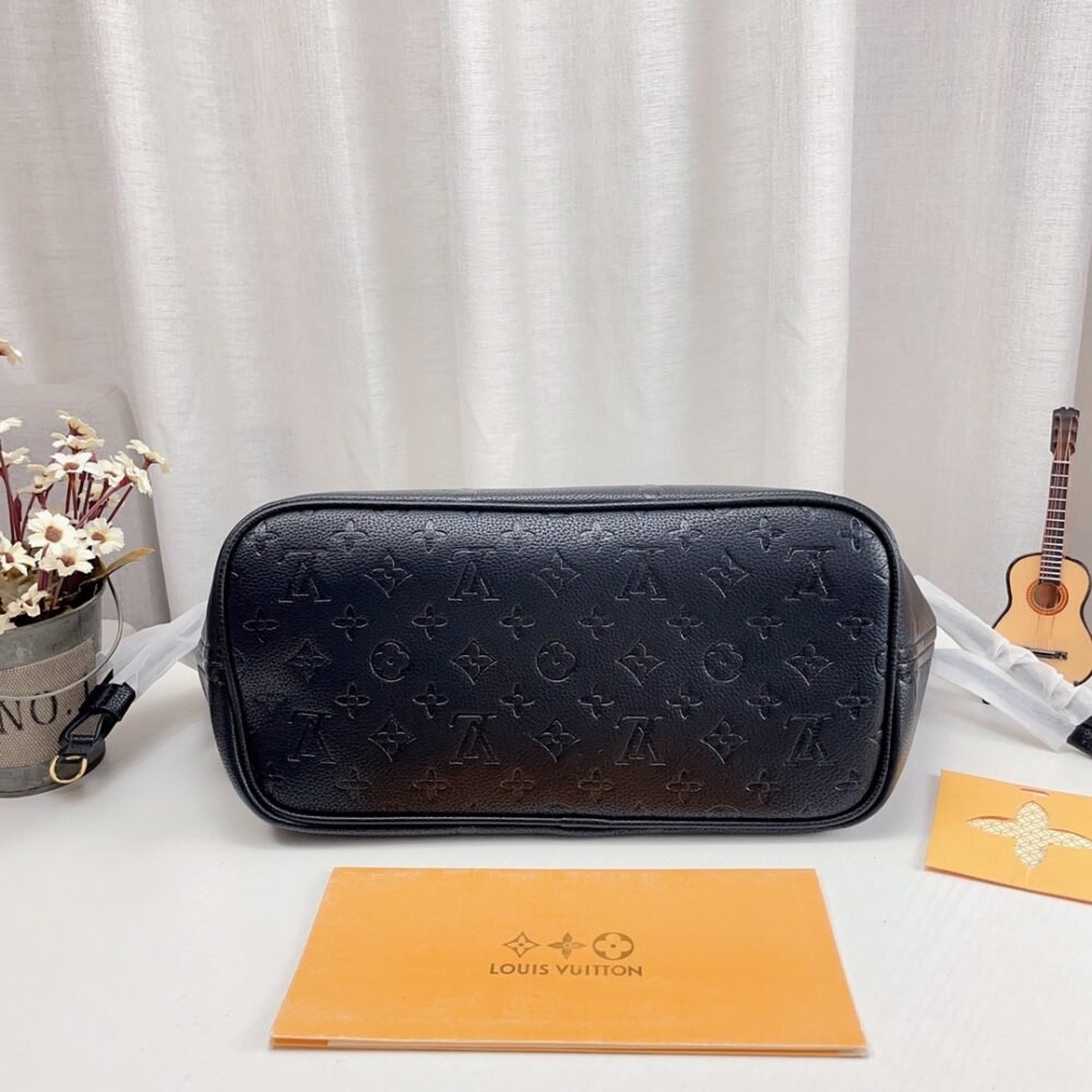 Louis Vuitton Neverfull MM Monogram Empreinte Black 31Cm M45685