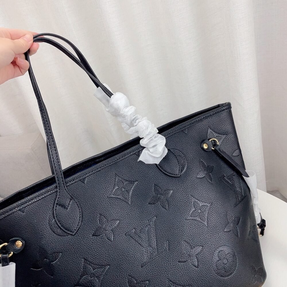 Louis Vuitton Neverfull MM Monogram Empreinte Black 31Cm M45685