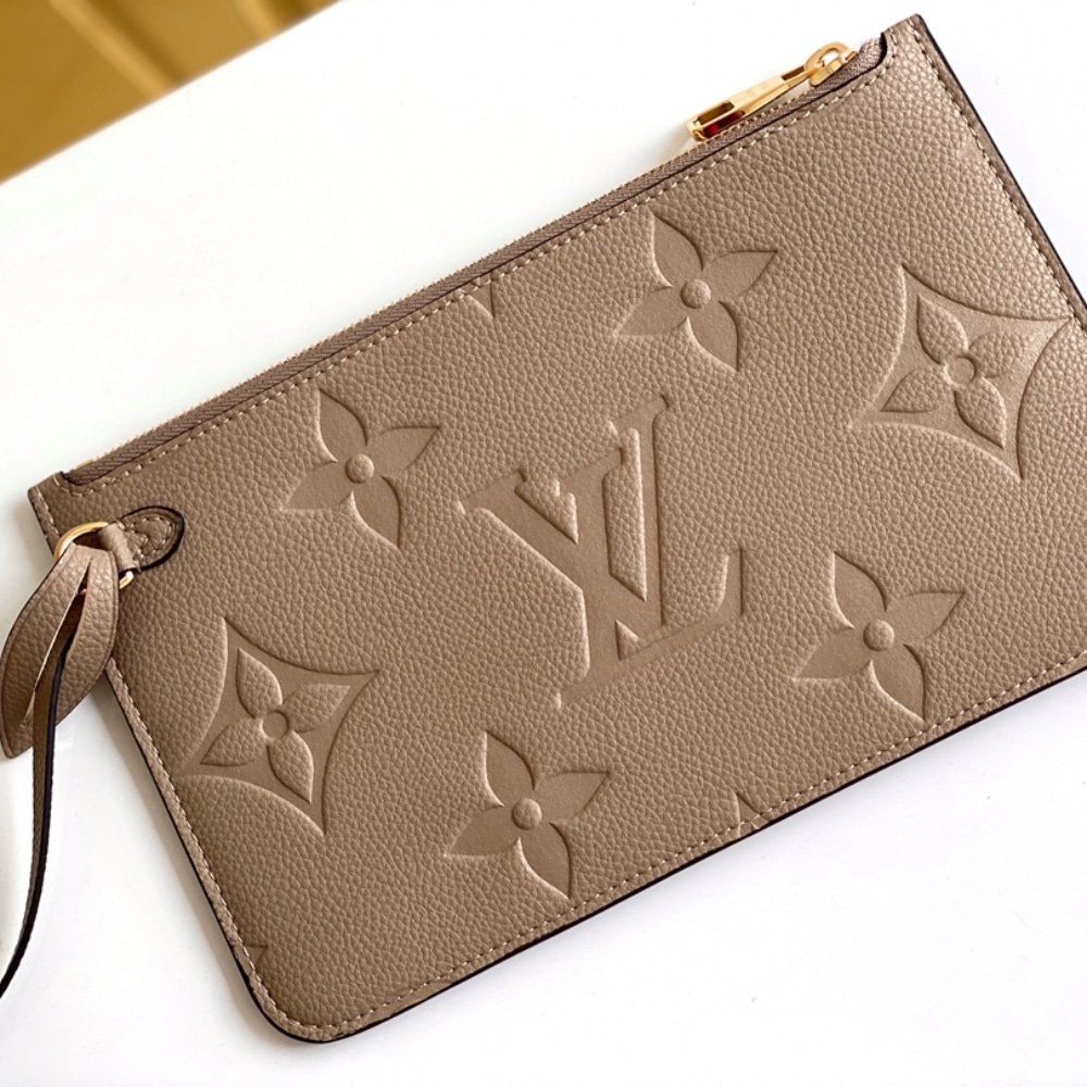 Louis Vuitton Neverfull MM Monogram Empreinte Tourterelle Grey 31Cm M45686