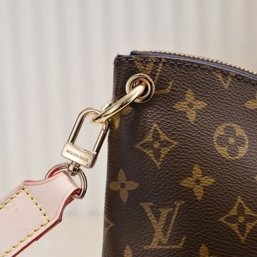Louis Vuitton Odéon PM Shoulder Bag Dark Brown 27Cm