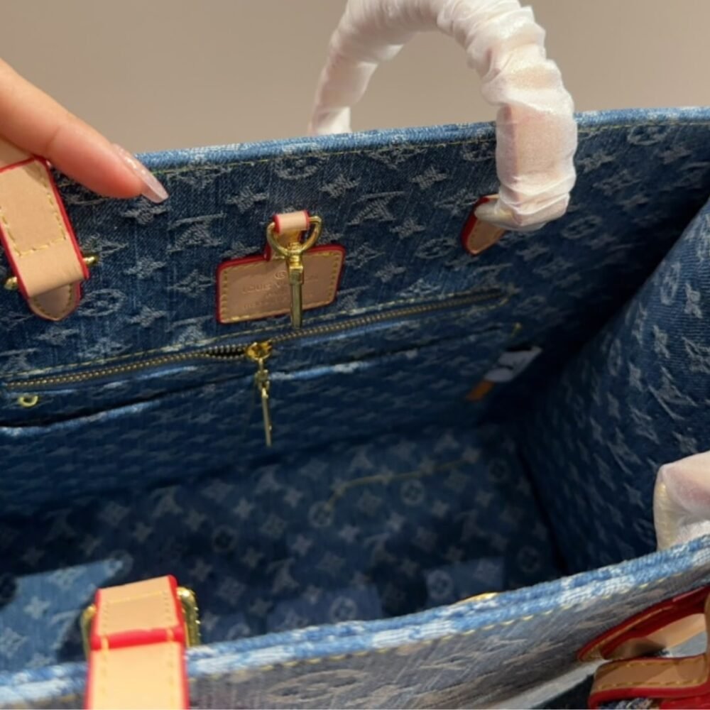Louis Vuitton OnTheGo MM Denim Blue 35Cm M46871