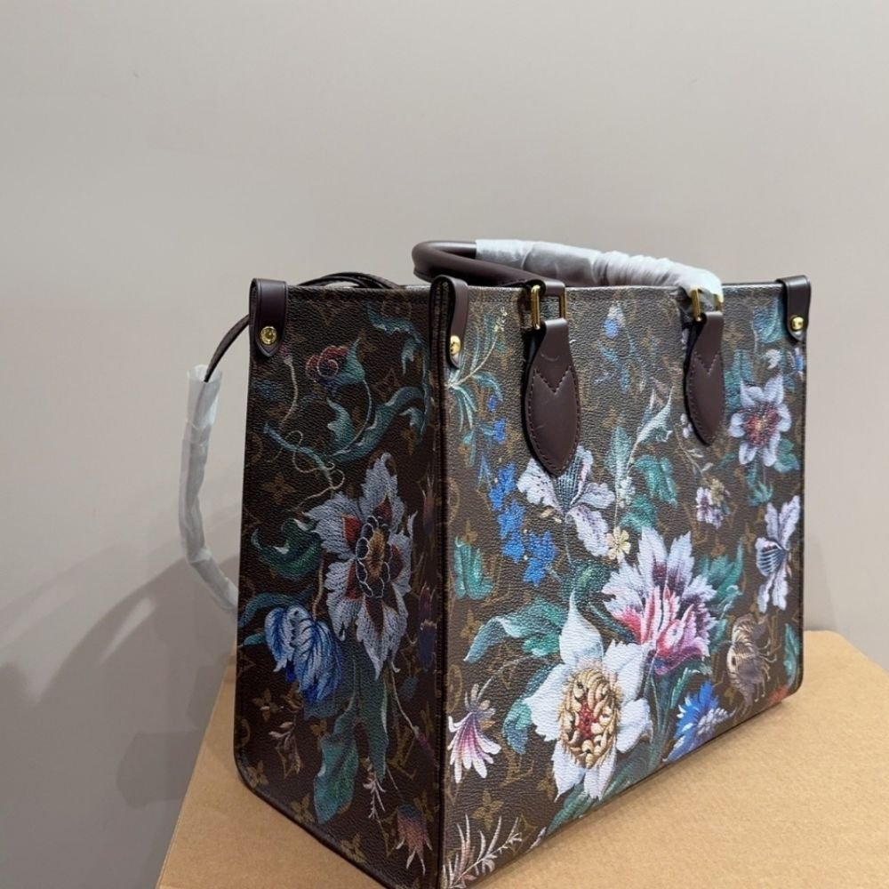 Louis Vuitton Onthego MM Monogram Canvas Ebene 31cm
