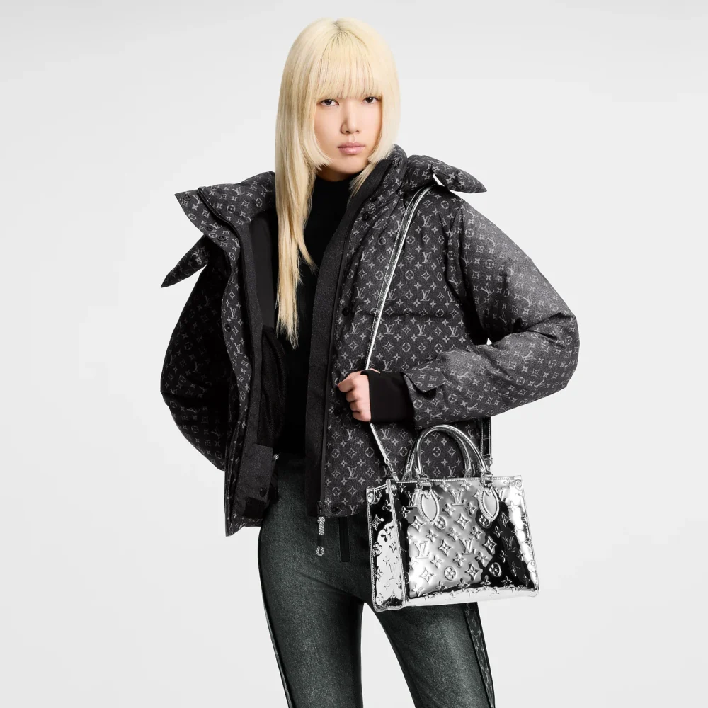Louis Vuitton Onthego PM Silver 25Cm M26373
