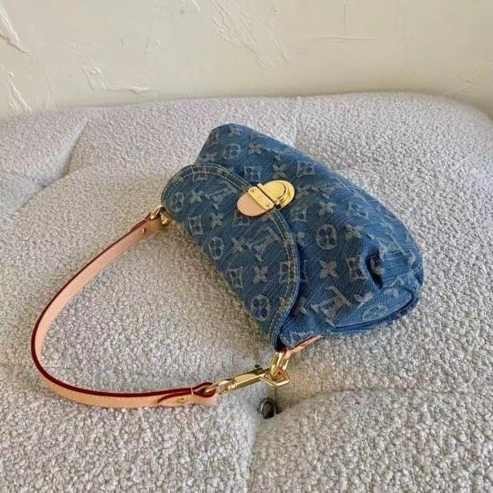 Louis Vuitton Pleaty Monogram Denim Blue 26Cm M95050