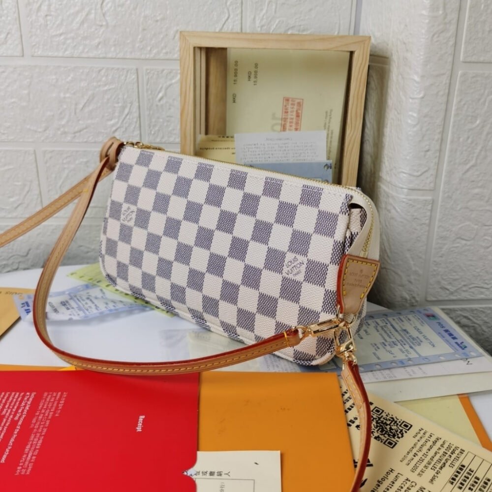 Louis Vuitton Pochette Accessoires Damier Azur 23Cm N40915