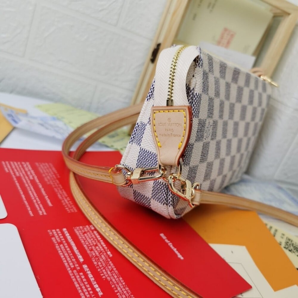 Louis Vuitton Pochette Accessoires Damier Azur 23Cm N40915
