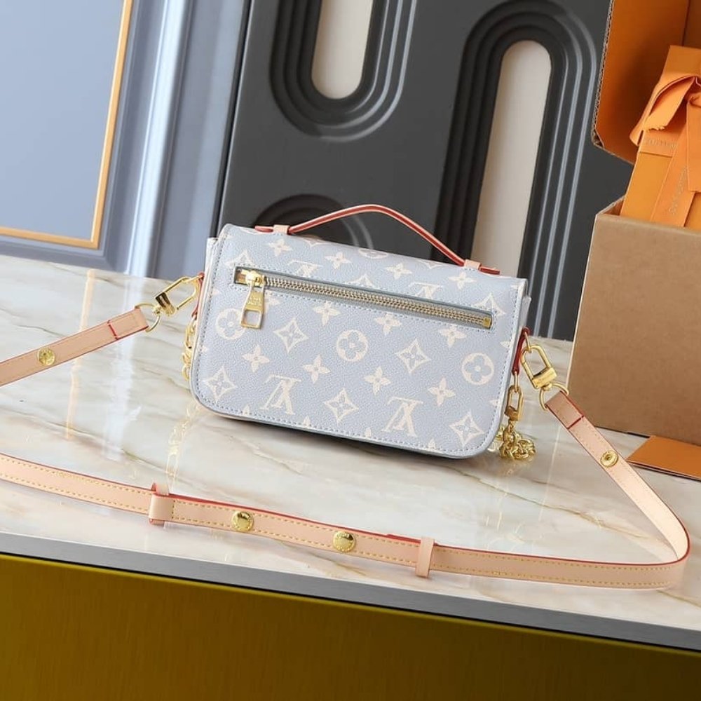 Louis Vuitton Pochette Métis East West Trianon Blue 21Cm M12429