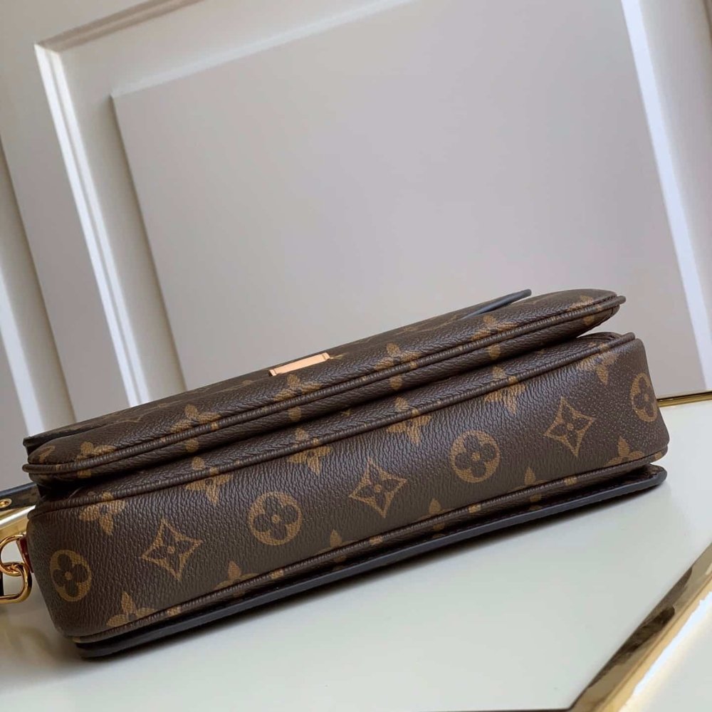 Louis Vuitton Pochette Métis Monogram Brown 25Cm M44875