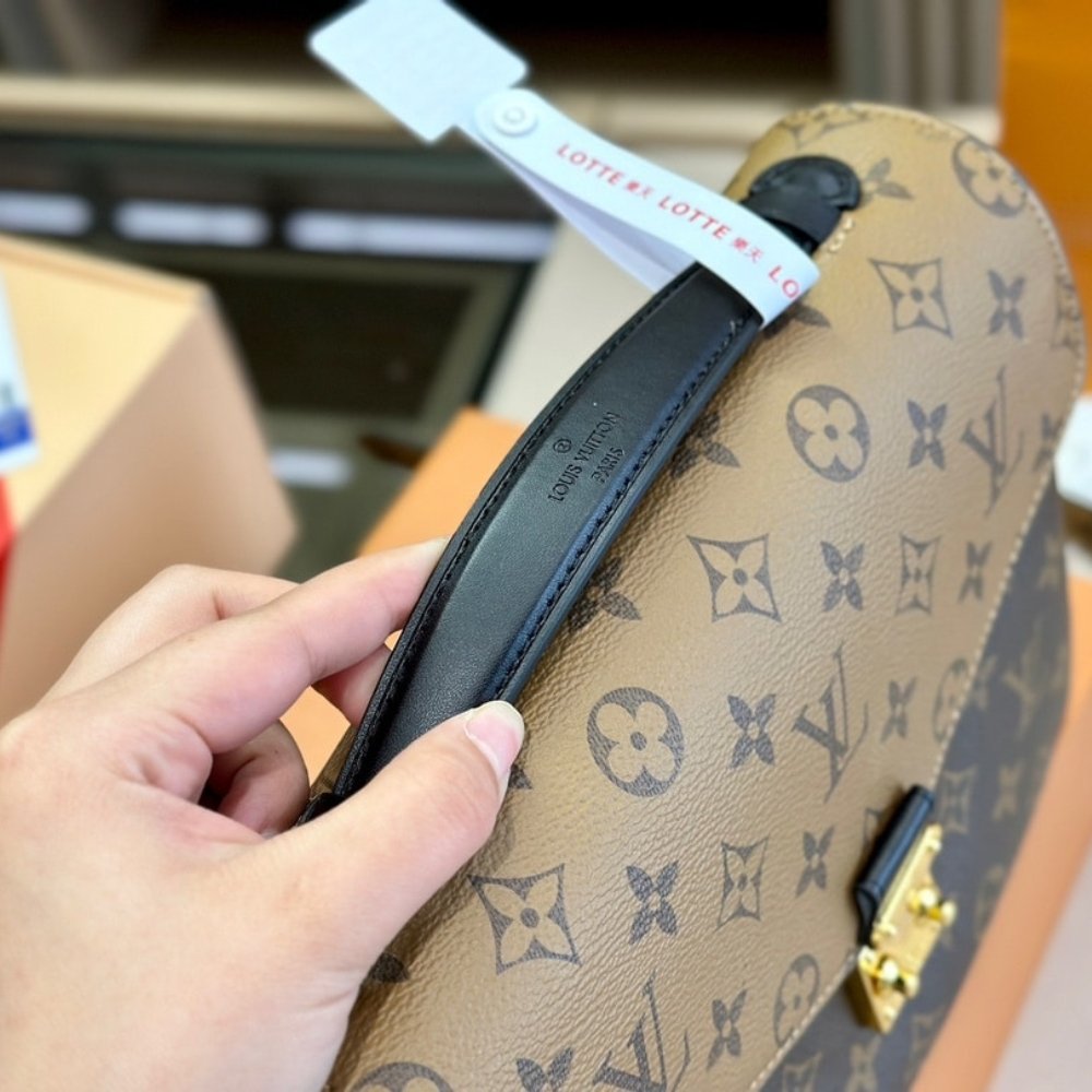 Louis Vuitton Pochette Métis Monogram Reverse Brown 25Cm M44876