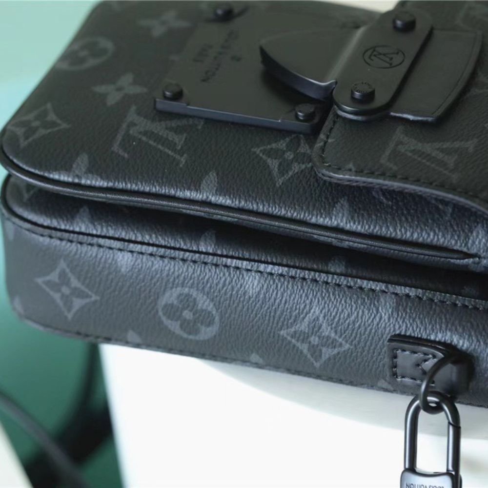 Louis Vuitton S-Lock Vertical Wearable Wallet Monogram Eclipse Black 19Cm M82252