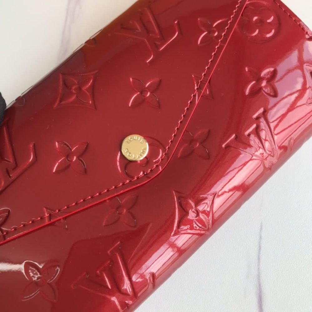 Louis Vuitton Sarah Wallet Monogram Red 19Cm