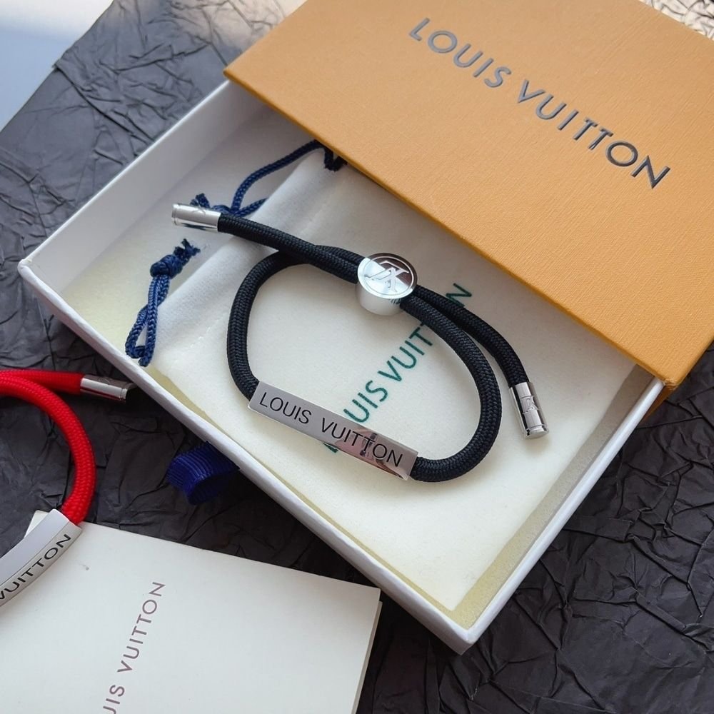 Louis Vuitton Space Bracelet Black M00273