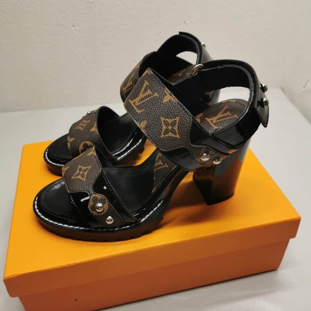 Louis Vuitton Star Trail Sandals Monogram Brown 1A9Q2W