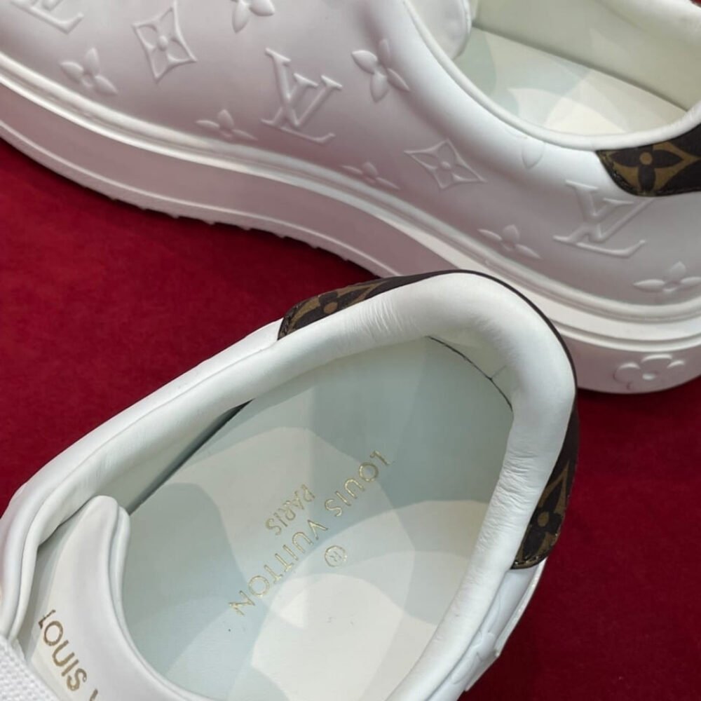 Louis Vuitton Time Out Sneaker Debossed Pattern White Brown 1AAP6E