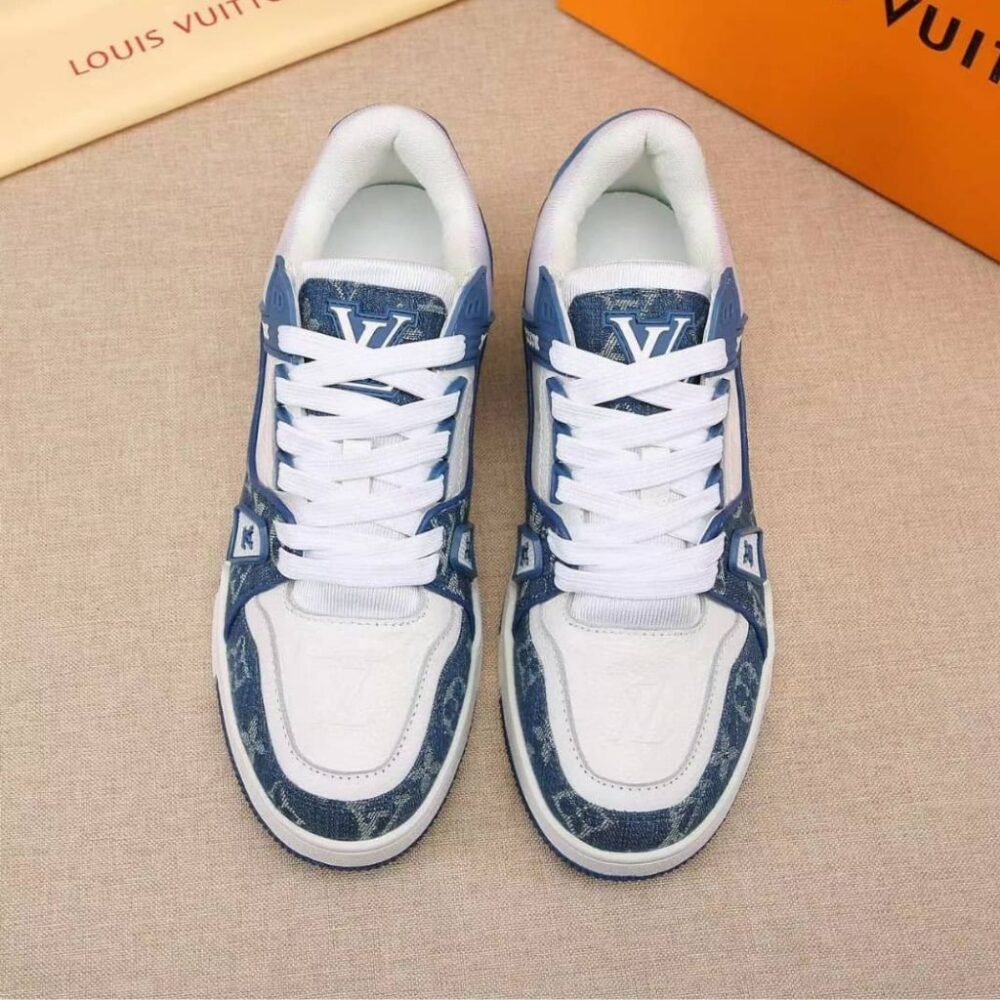 Louis Vuitton Trainer Sneakers Blue And White 1A9JGV