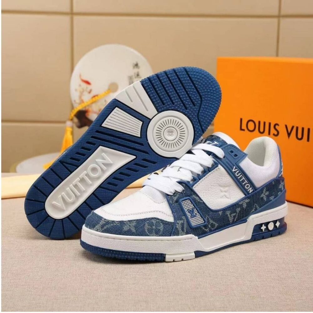 Louis Vuitton Trainer Sneakers Blue And White 1A9JGV