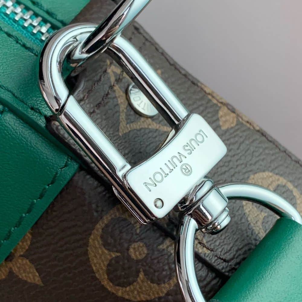 Louis Vuitton Trio Messenger Green 25cm M12766